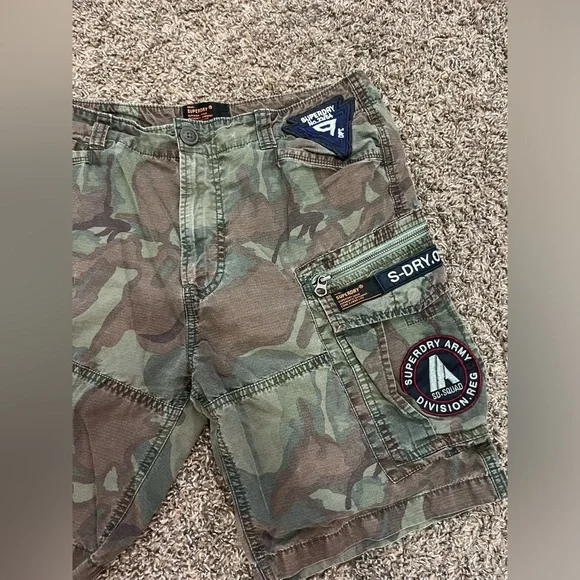 Superdry MENS 30 Core Lite Parachute CAMO Shorts Patches Polo Style Warcore